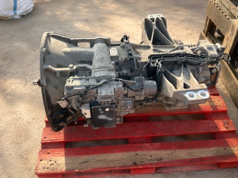 Daimler G211-12
