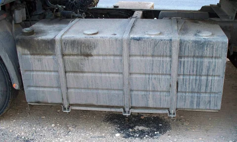 600 L fuel tank — product photograph